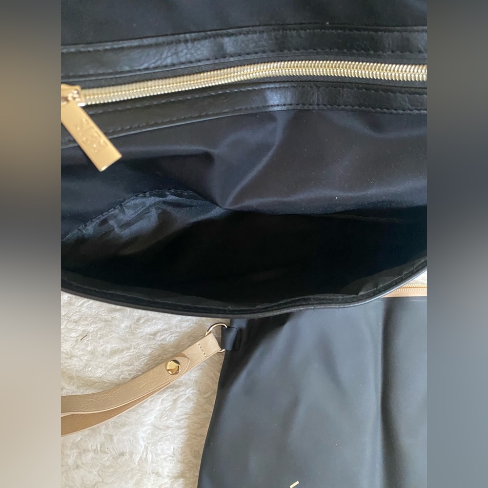 BEIS Revolve Backpack Diaper Bag Lightweight Black - Picture 4 of 7